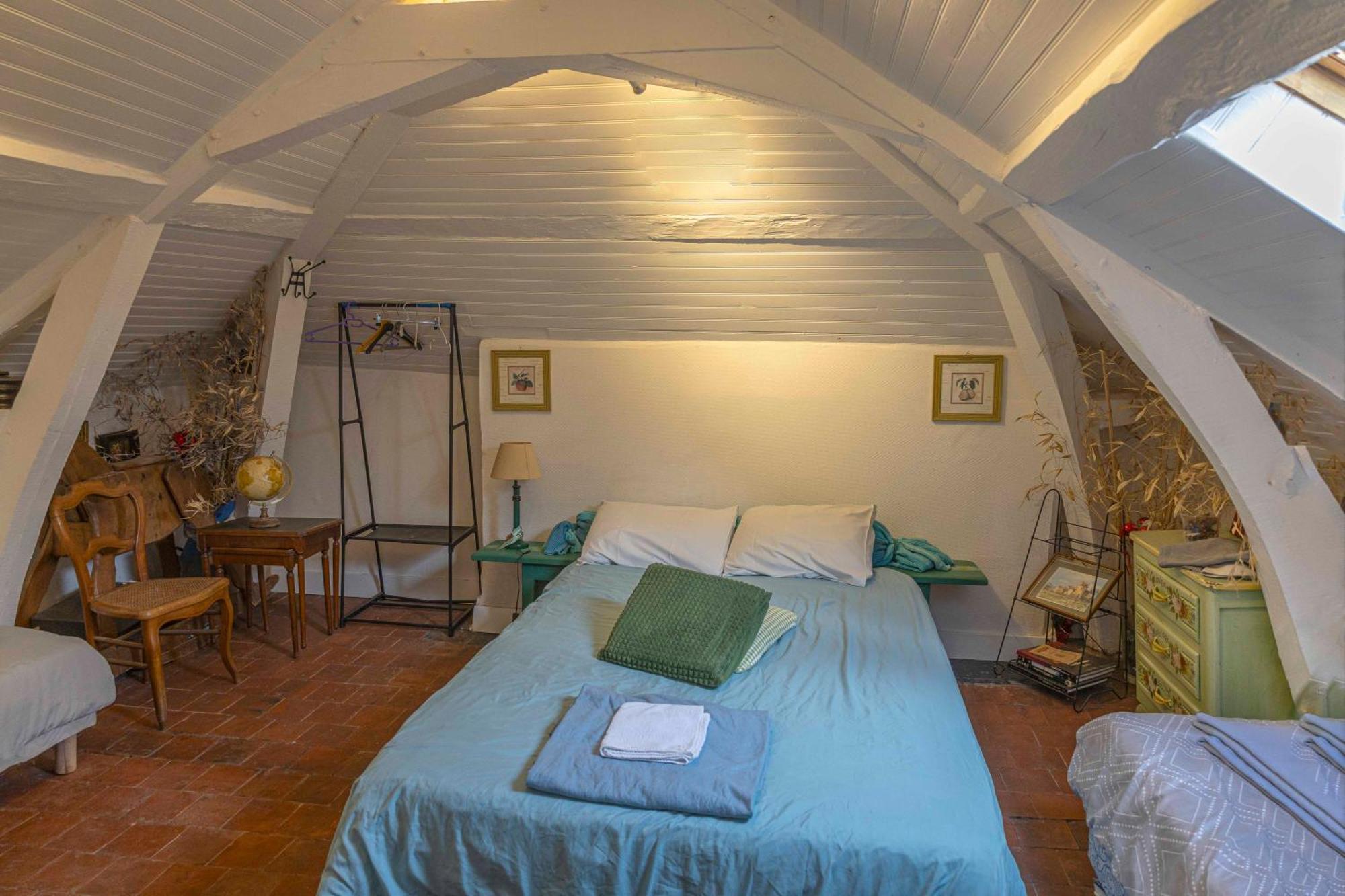 Chambre D'Hotes Les Jardins De Marie, Sci Charles III ベルネ エクステリア 写真