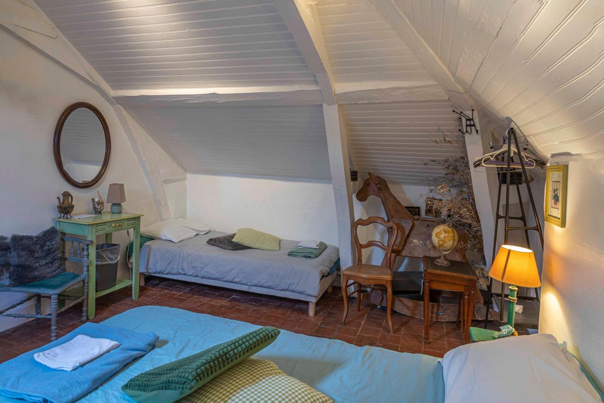 Chambre D'Hotes Les Jardins De Marie, Sci Charles III ベルネ エクステリア 写真
