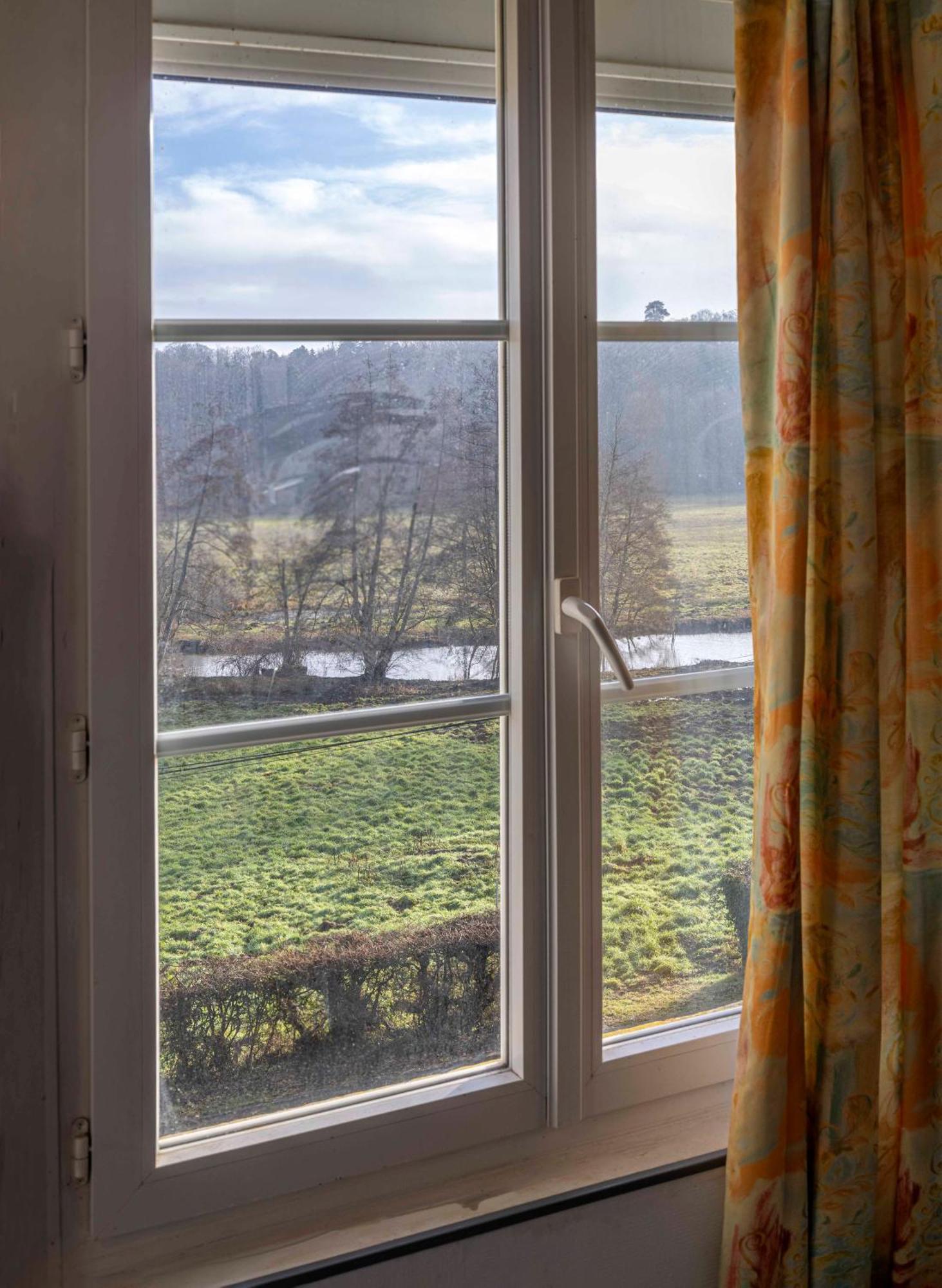 Chambre D'Hotes Les Jardins De Marie, Sci Charles III ベルネ エクステリア 写真